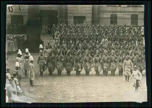 Foto 8x5 cm - Regiment Parade mit Pickelhaube 1911 - Kaiser Wilhelm II. ? u.a.