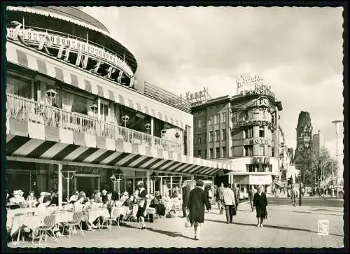 Foto AK - Berlin Kurfürstendamm - Kranzler-Eck - mit Möbel Kunst - Klinke Karte