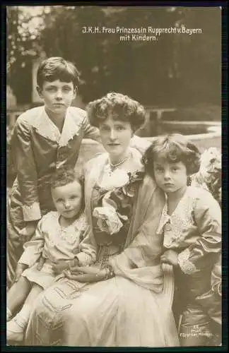 Prinzessin Marie Gabriele in Bayern, Prinzessin Rupprecht mit Kindern 1913 gel.