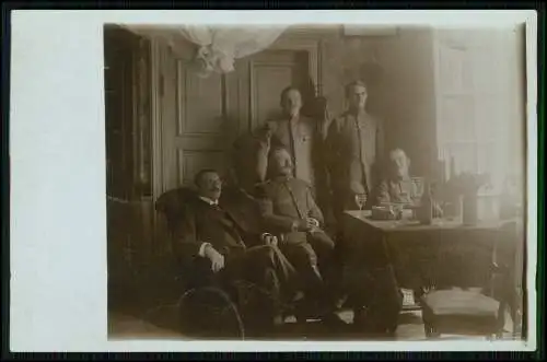 6x Foto AK 1.WK - Soldaten in Uniform - in der Fabrik u. daheim zuhause  1914-18