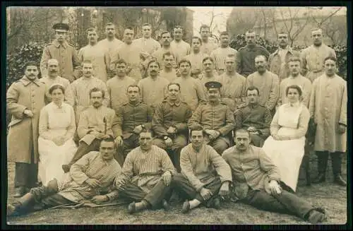 Foto AK 1. WK - Neuwied am Rhein - Soldaten Rotes Kreuz Lazarett - 1916 gelaufen