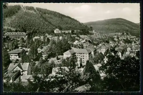 Echt Foto AK - Bad Wildbad mit dem Sommerberg im Hintergrund - Blick auf den Ort