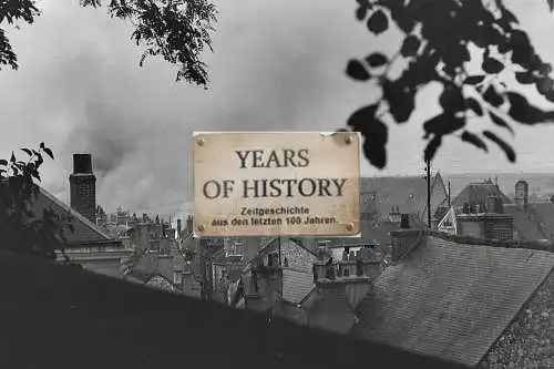 Foto kein Zeitgenössisches Original Frankreich Stadt brennt Belgien Holland