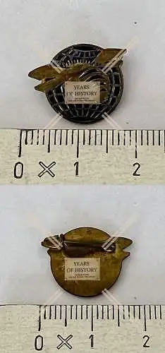 Alte Nadel PIN Weltkugel mit Symbol