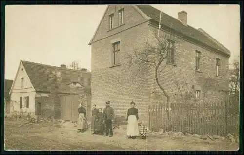 Foto AK - Halle Saale - Bauernhof mit Personen - Botho Schurig Verlag um 1910