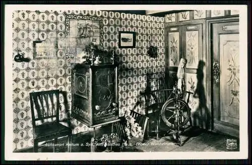 Foto AK Keitum auf der Insel Sylt, Altfriesisches Haus, Wohnzimmer Spinnrad Koev