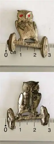 Orig. alter Pin Anstecknadel Abzeichen Achsialis 323 Vogel Eule Uhu