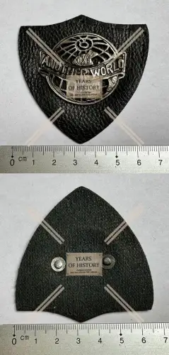 Pin Nadel alt auf Leder Another World