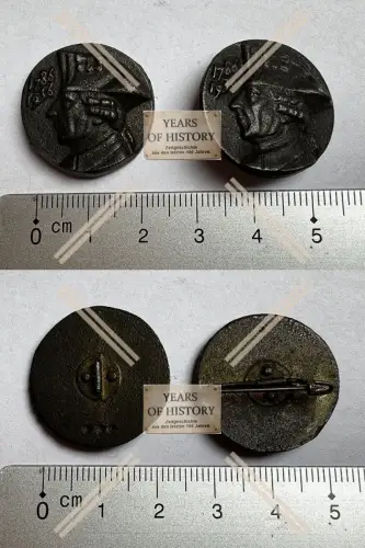 Pin Nadel 2x Abzeichen WHW alter Fritz Friedrich der Große II 1786 1936
