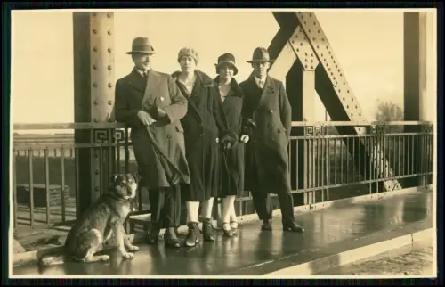 7x Foto - unsere nach Reise nach Sylt 1930 –Damen  feine Hüte Seeluft und andere
