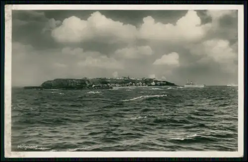 Echt Foto AK - Nordseeinsel Helgoland - Blick zur Insel Dampfer - 1937 gelaufen