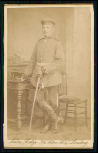CDV Foto Soldat Säbel - Photograph Joh. Soltau Nachfolger Julius Rathje Lüneburg