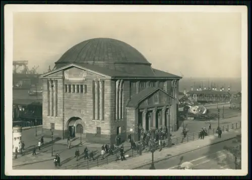 2x alte Foto AK - AK Hamburg-St. Pauli - Elbtunnel viele Passanten und mehr ...