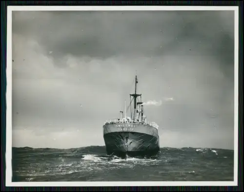 5x Foto Swiftway Cardiff großes Schiff Tanker o.ä.