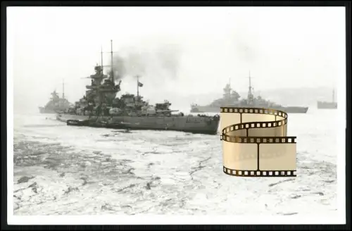 Foto AK - Schlachtschiff Scharnhorst mit Gneisenau und Blücher - 1939-43