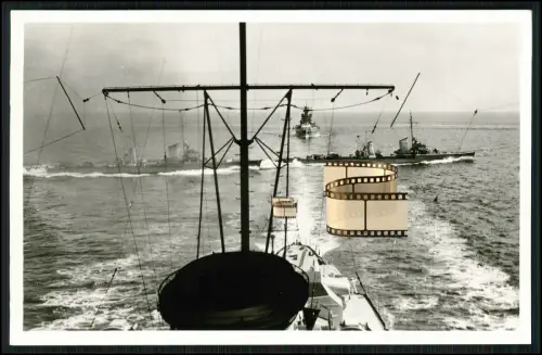 Foto AK - Greif und Iltis Torpedoboot  Durchbruch Kriegsmarine - Raubtier-Klasse