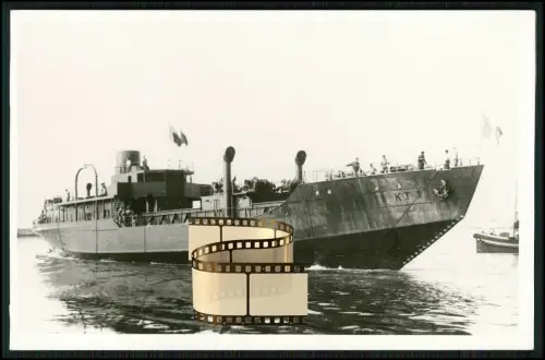 Foto AK - Kriegstransporter KT 1 -  der deutschen Kriegsmarine - im Einsatz