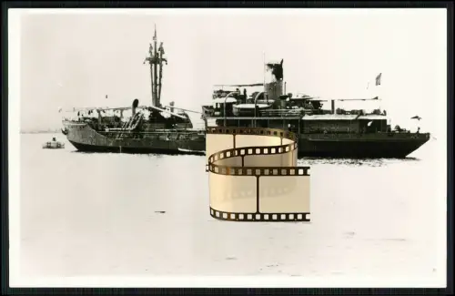 Foto AK - Kriegstransporter KT 10 -  deutsche Kriegsmarine - im Einsatz