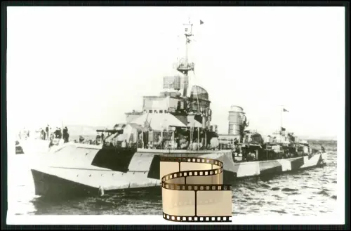 Foto AK - Z 37 - Zerstörer Kriegsmarine Indienststellung 1942 - Germania-Werft