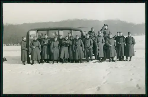 8x Foto u. AK - Soldaten Feldlazarett Euskirchen Rhld. - Fahrt n. Düsseldorf Bus