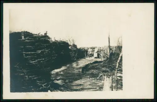 Foto AK 1. WK - Knüppeldamm Verbindungsgraben - bei Fort Vaux - Frankreich 1915