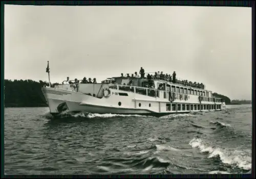 Echt Foto AK - Luxusfahrgastschiff Friedrich Wolf der Weißen Flotte Berlin 1963