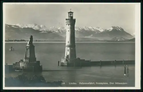 AK Lindau Hafenausfahrt Leuchtturm Löwe vor Alpenpanorama am Bodensee 1931 gel.