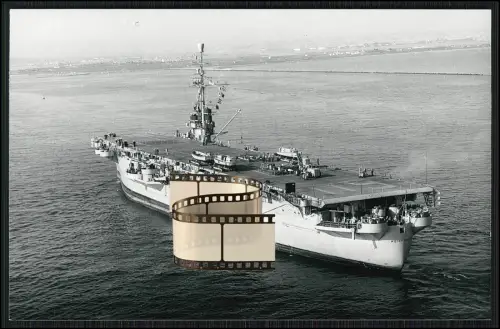Foto 14x9cm - USS Point Cruz (CVE-119) Geleitflugzeugträger 1945 Dienst gestellt