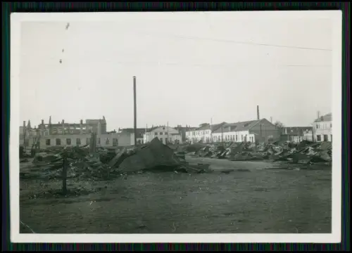 8x Foto - Wehrmacht in Ukraine Stadtansichten Krementschuk Kirche Straßenszenen