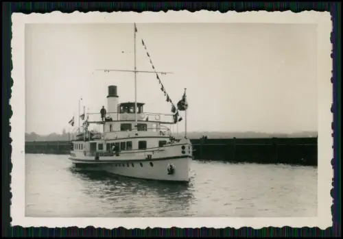 8x Foto - Motorschiff und andere - Umgebung Bodensee Friedrichshafen Schweiz ...
