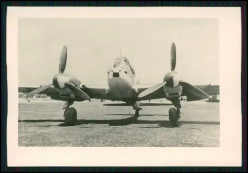 3x Foto - Flugzeug Messerschmitt Me 410 - am Boden und im Flug Frontansicht