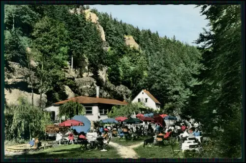 Foto AK - Waldcafé im Püttlachtal - bei Pottenstein - Bunte Sonnenschirme Gäste