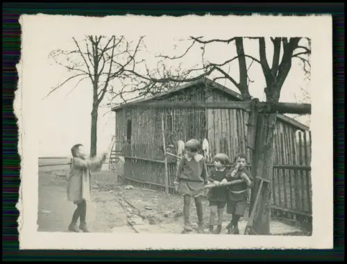 20x Foto - Spielende und andere Kinder - fröhliche Momentaufnahmen - 1930