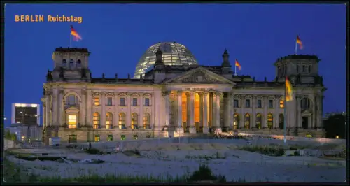 XL-Postkarte - 23x12cm - Reichstagsgebäude Berlin Nacht - beleuchtete Glaskuppel