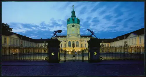 XL-Postkarte - 23x12cm - Schloss Charlottenburg Berlin Pracht bei Abenddämmerung