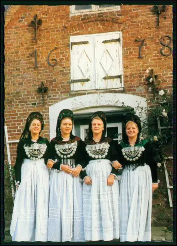 Foto AK - Junge Friesinnen in Tracht - Nordfriesische Inseln Föhr Amrum Sylt