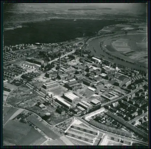 Foto 12x12cm - Fliegeraufnahme Speyer ? Rhein Industrieanlagen mit Schornsteine