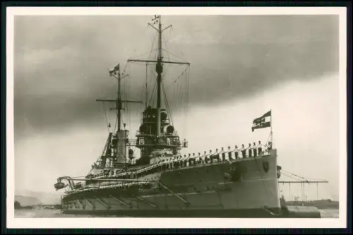 Foto AK - Kriegsschiff, SMS Kaiser, Großlinienschiff, vor dem Kaiser paradierend