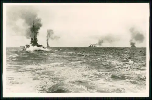 Foto AK - 1. Geschwader Hochseeflotte 1916 Großlinienschiffe Gefecht Gegenstoß