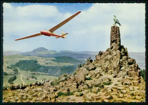 AK - Segelflugzeug - über dem Fliegerdenkmal - auf der Wasserkuppe - in der Rhön