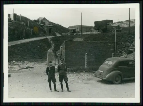 2x Foto - Calais Soldaten Wehrmacht Luftwaffe Bunker Shelter - Kriegszerstörung