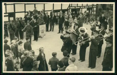 4x Foto AK - Feuerwehr Helme Musikzug, Fahnenträgern - Reichswehr Wehrmacht u.a.