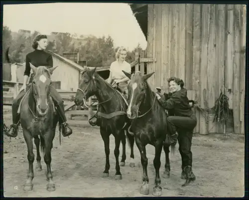 Foto 24x18cm - 3 bekannte Schauspielerinnen Reitunterricht Pferde Hollywood 1958