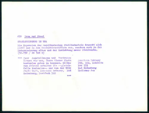 Foto 24x18cm Stahlarbeiter in USA bei der Arbeit am Hochofen in den 1950er Jahre