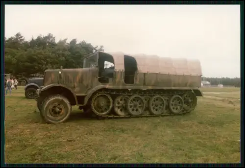 Foto 13x9cm - Sd.Kfz. 9 Famo - Halbkettenfahrzeug Tarnanstrich - mit Plane