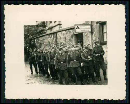 Foto - Boppard Jugendherberge Ritter Schwalbach Haus - Soldaten in Uniform