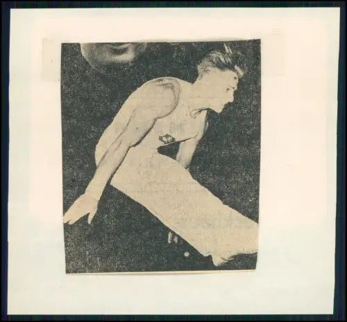 Foto Adalbert Dickhut handsigniert Gerätturner Nationalmannschaft Autogramm 1954