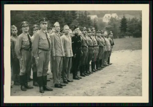 4x Foto - Wehrmacht  Soldaten - Marsch im Gelände .....