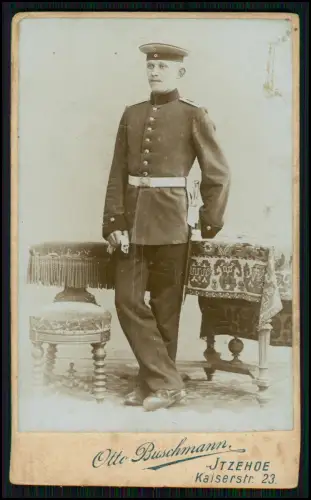 CDV Foto Soldat - langes Seitengewehr Atelier Otto Buschmann Itzehoe Kaiserstr.