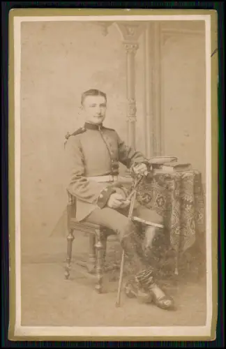 CDV Foto - Soldat Preußen Uniform - mit Säbel - Hannover Atelier Louis ? um 1880